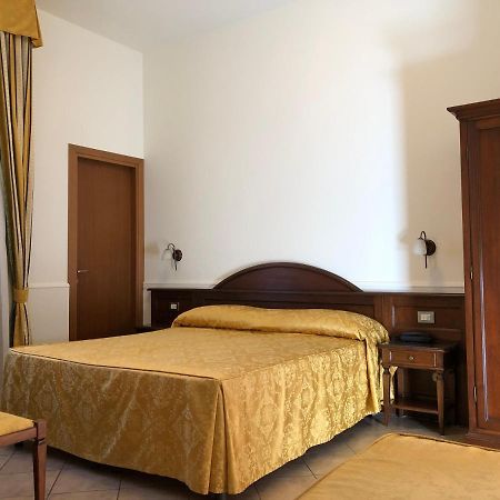 Hotel Zodiaco Bolsena Buitenkant foto