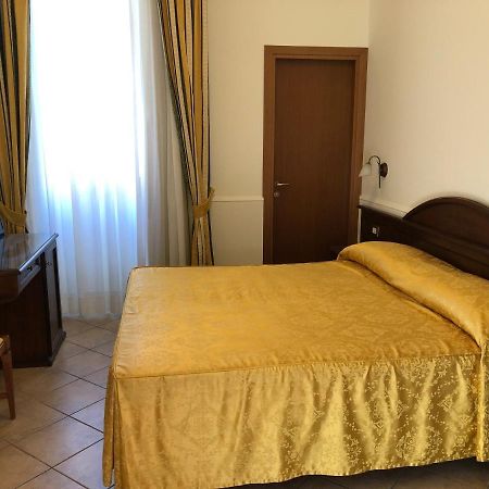 Hotel Zodiaco Bolsena Buitenkant foto